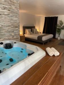 Posteľ alebo postele v izbe v ubytovaní Honey Spa