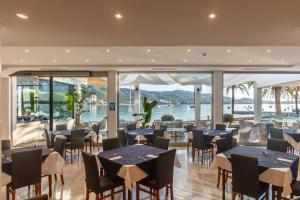 Restaurant o un lloc per menjar a Seramar Hotel Comodoro Playa