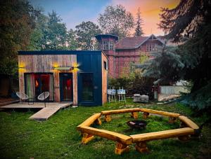 Zahrada ubytování tiny house BARACZEK Brno-Jundrov, ulice Veslařská