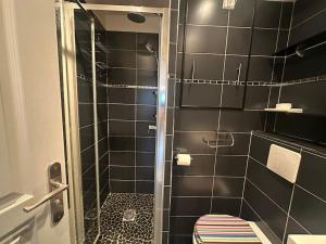 Koupelna v ubytování Studio Le Trouvillais proche du centre et de la gare + 13 fotografií