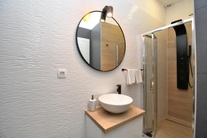 Bilik mandi di Apartment Leprin +11 gambar