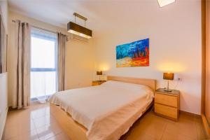 En eller flere senge i et værelse på La Solana + 30 billeder