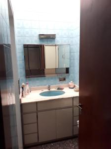 Ένα μπάνιο στο Casa familiar céntrica