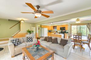 Imagen de la galería de Dog-Friendly Lake George Home 3 Mi to Beach!, en Lake George
