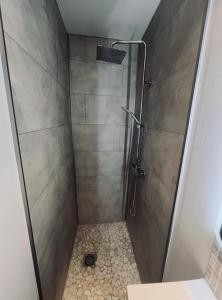 Koupelna v ubytování La maison Mythique + 29 fotografií
