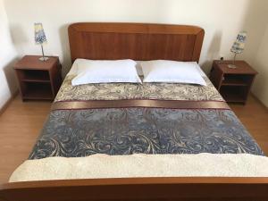 Posteľ alebo postele v izbe v ubytovaní Apartments Deni