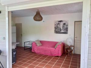 Istumisnurk majutusasutuses Villa Piscine - Maracudja