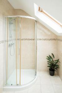 Bathroom sa Carntullagh Heights