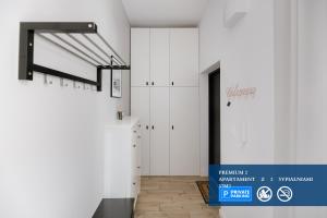 Certifikát, ocenenie alebo iný dokument vystavený v ubytovaní Premium Apartment with free private parking