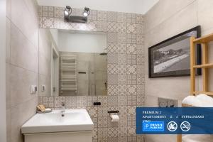 Kúpeľňa v ubytovaní Premium Apartment with free private parking