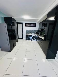 Kuchyň nebo kuchyňský kout v ubytování 77 independence ave apartment
