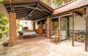 Patio nebo venkovní prostory v ubytování 3 Bedroom Cozy Home In Algatocin