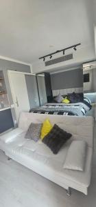 Postel nebo postele na pokoji v ubytování Bela Sampa 407 - Flat Paulista Classic