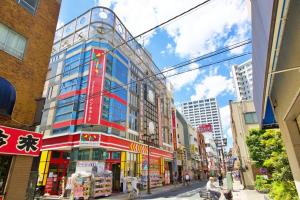東京にあるAikoku Building 5th floor - Vacation STAY 86252vの建物のある街路