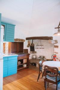 Køkken eller tekøkken på Just Like Home - Casa do Cadinho + 29 billeder