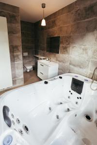 Koupelna v ubytování Hotel Riad Nour