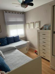 Postel nebo postele na pokoji v ubytování Plaza Apartment Parking Free + 19 fotografií