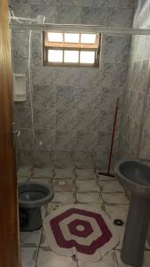 Ένα μπάνιο στο Ranchokomebebedorme