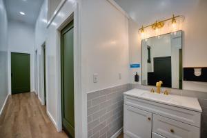 Vannituba majutusasutuses Howzit Hostels Hawaii