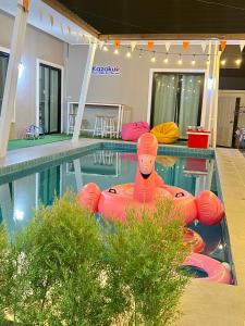 Πισίνα στο ή κοντά στο Kazokupoolvilla