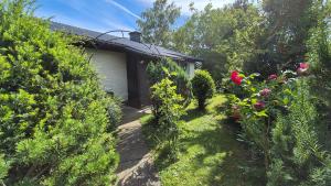 Vonkajšia záhrada v ubytovaní Cottage Alpenblick