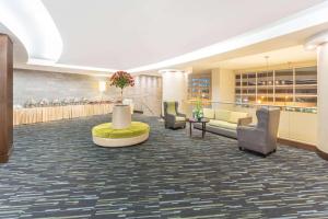 Posezení v ubytování Wyndham Guayaquil, Puerto Santa Ana