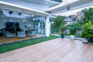 Taman di luar RiCio Haus