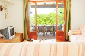 A seating area at Villa Solana