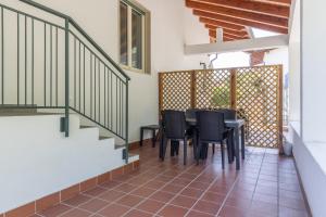 Posezení v ubytování IseoLakeRental - L'Uliveto di Bea + 18 fotografií