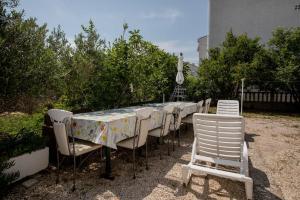 Zahrada ubytování Apartments Mili