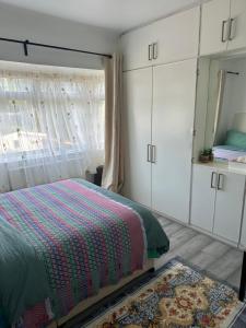 Ένα ή περισσότερα κρεβάτια σε δωμάτιο στο Standard Double Room near OVO Wembley Stadium