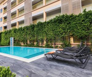 Bazén v ubytování T Sleep Place Pattaya nebo v jeho okolí