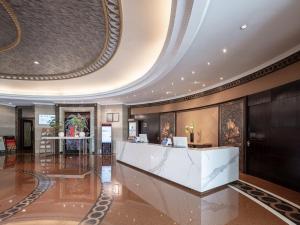 Vstupní hala nebo recepce v ubytování Suning Universal Hotel ALL-SUITES + 37 fotografií