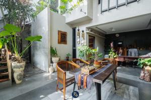 Posezení v ubytování Bali Puspa Guest House