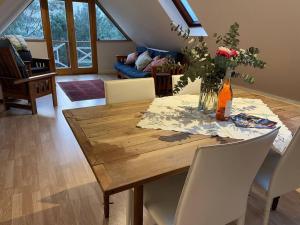 Galeriebild der Unterkunft Loft first floor unit - views, spacious, bright in Kapstadt