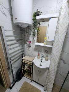 Kúpeľňa v ubytovaní Studio Planinski san Divčibare