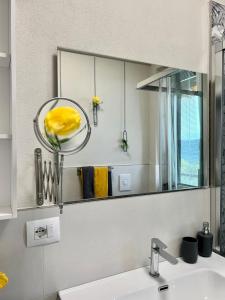 Bagno di The Birdsong between two lakes