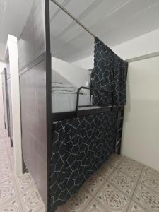 Koupelna v ubytování Phuket Inn Patong Hub