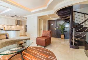 Kuchyň nebo kuchyňský kout v ubytování Royal Beach Residence