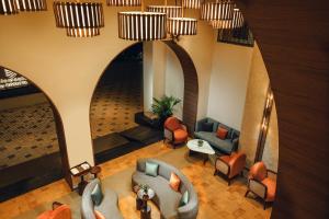 A seating area at Elements by Rosetta