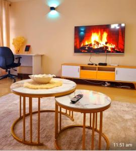Televisyen dan/atau pusat hiburan di Marie's Luxury homes