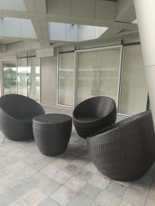 A seating area at Cozy Staycation at Destiny's Crib Fame, Edsa Mandaluyong