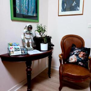 Posezení v ubytování chambre d'hôtes avec petit déjeuner compris à Mégrit