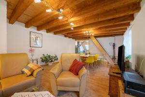 Imagem da galeria de Ferienhaus Störzel - Wohnung B em Hundheim