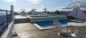 Bazén v ubytování Royal Flat ' Hotel, unidade nº 204 nebo v jeho okolí
