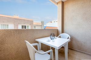Balkón nebo terasa v ubytování 2B Apartamento Abrigos, Wifi y balcón