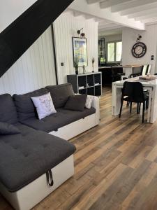 Χώρος καθιστικού στο Chalet Landais
