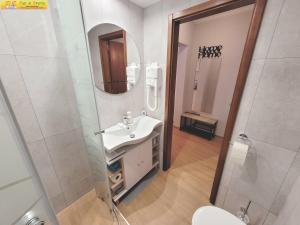 Koupelna v ubytování Apartment Almkogel + 15 fotografií