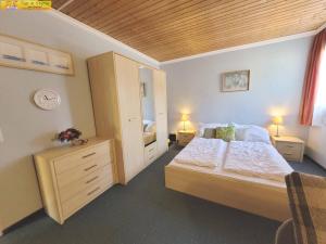 Postel nebo postele na pokoji v ubytování Apartment Almkogel