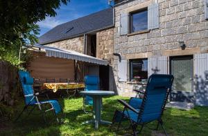 صورة لـ Gîte La Peyrade d'Aubrac 6/8 personnes في Marchastel